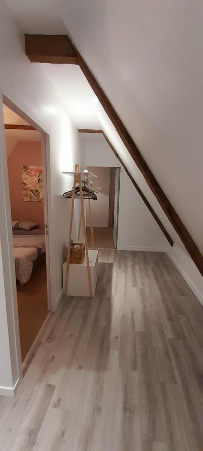Appartement Dans Maison De 1789 Au Centre De Vitre Exteriér fotografie