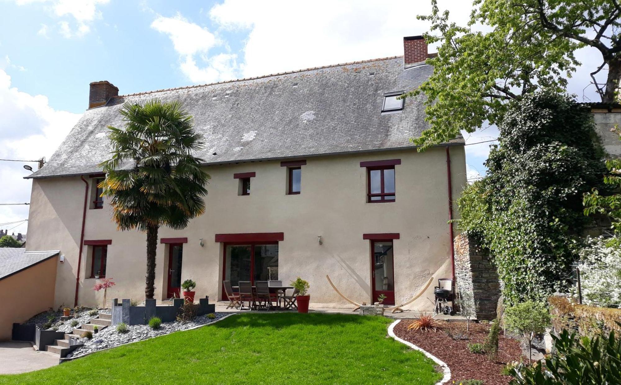 Appartement Dans Maison De 1789 Au Centre De Vitre Exteriér fotografie